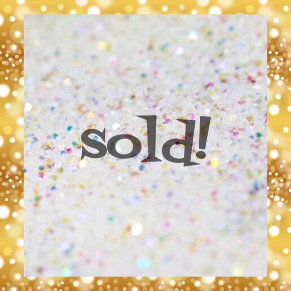 𝚜 𝚘 𝚕 𝚍 ! - Picture 4 of 6